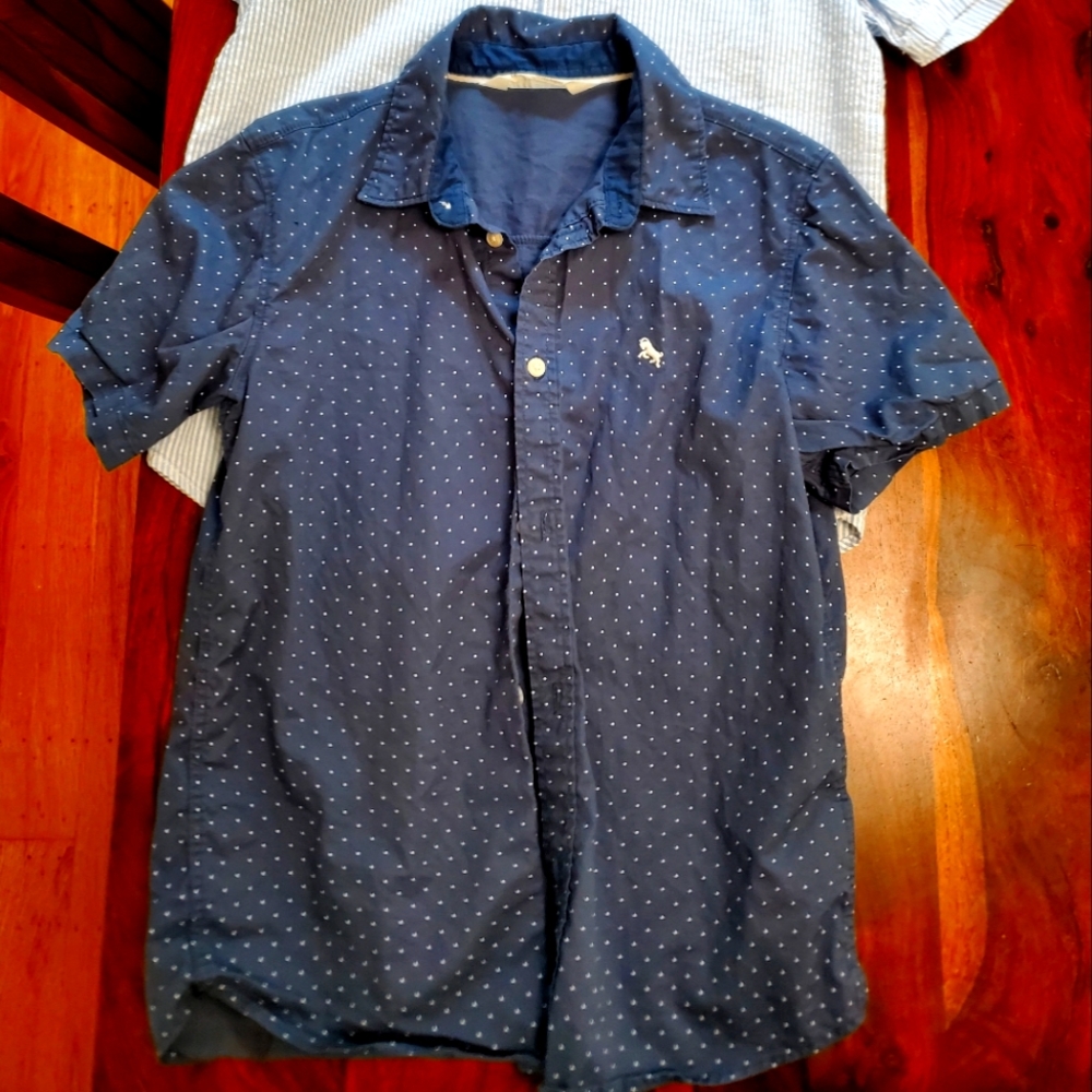 H&M Kids short sleeved shirt